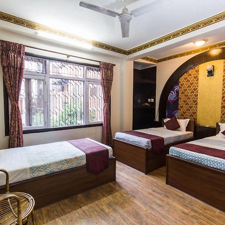 Hotel Acme Inn Катманду Екстер'єр фото