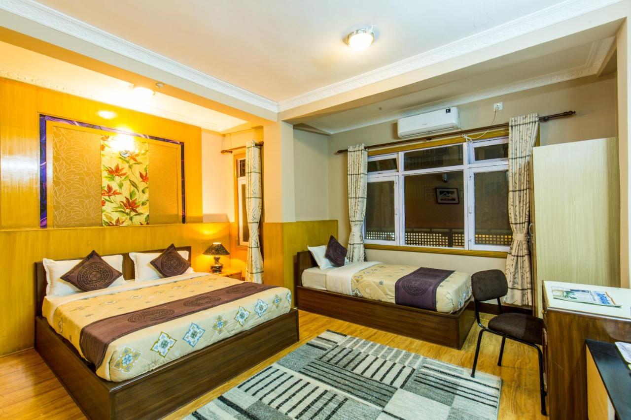 Hotel Acme Inn Катманду Екстер'єр фото