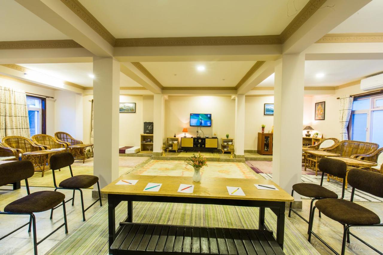 Hotel Acme Inn Катманду Екстер'єр фото